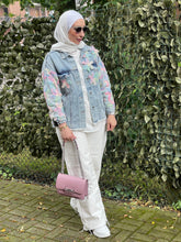 Lade das Bild in den Galerie-Viewer, Aya denim jacket
