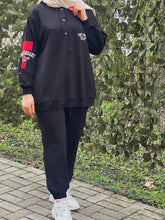 Lade das Bild in den Galerie-Viewer, Salam Tracksuit
