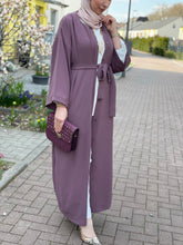 Lade das Bild in den Galerie-Viewer, Abaya with Belt
