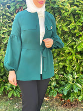 Lade das Bild in den Galerie-Viewer, Reham  jacket
